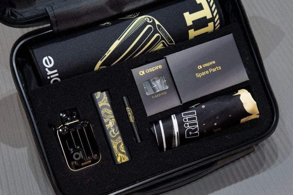 image-combo image Aspire Riil X Black DLC Limited Edition